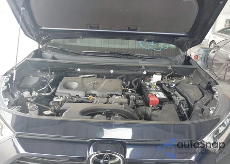 2021 Toyota Rav4 Xle Premium z USA, uszkodzony, nr VIN 2T3C1RFVXMW171339